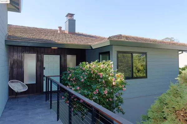 Oakland, CA 94602,2093 Braemar Rd