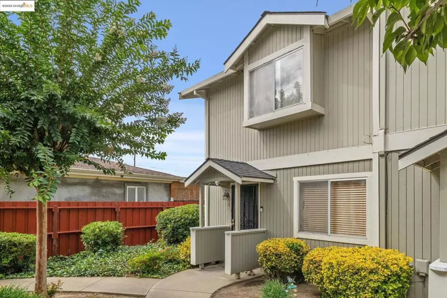 21564 Meekland Ave #1, Hayward, CA 94541