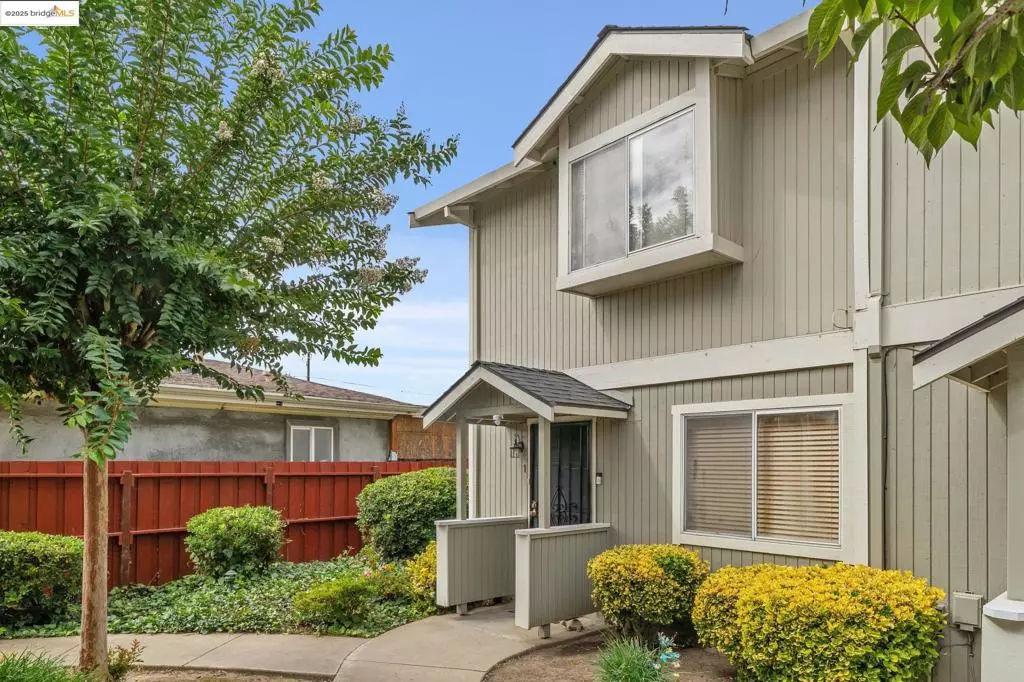 Hayward, CA 94541,21564 Meekland Ave #1