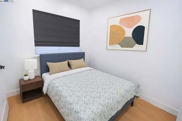 Oakland, CA 94607,1019 Campbell St