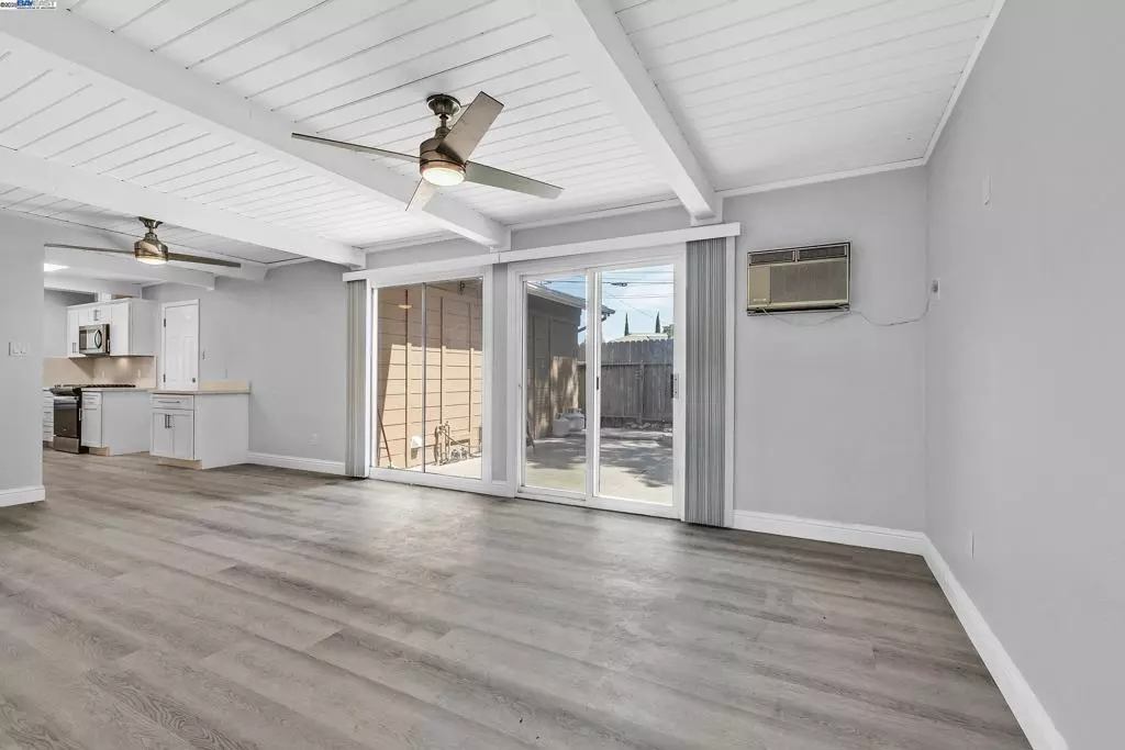 Livermore, CA 94551,1167 Holmes Court