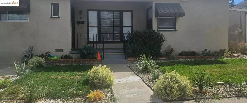 25 Dimaggio Ave, Pittsburg, CA 94565