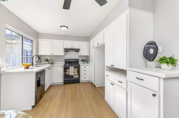 Livermore, CA 94550,1909 De Vaca Way