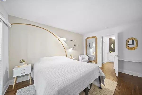 Walnut Creek, CA 94596,185 Sierra Dr #102