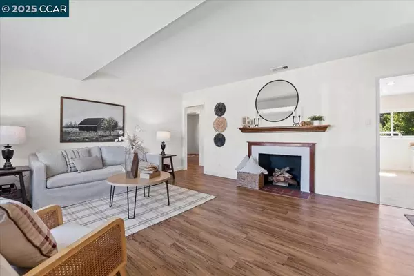 Concord, CA 94518,1340 Peach Pl