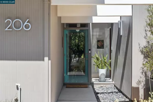 Walnut Creek, CA 94598,206 Santa Fe Dr