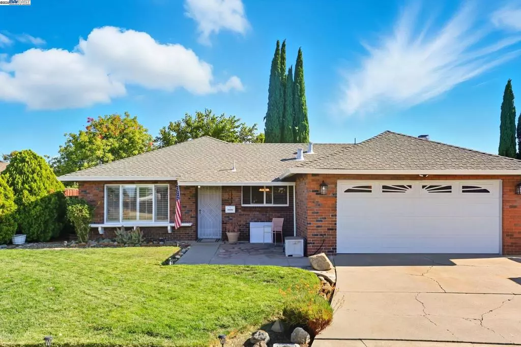 Livermore, CA 94551,2135 Bluebell Drive
