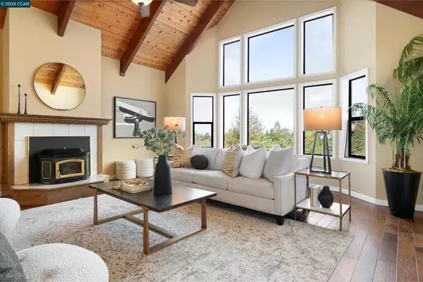 Walnut Creek, CA 94595,59 Saddle Road