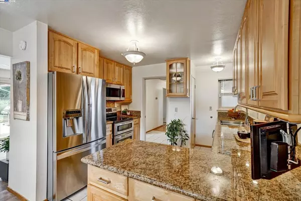 Livermore, CA 94551,678 Crane Ave