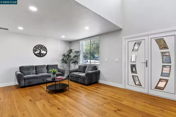 Antioch, CA 94531,5243 Delta View Way