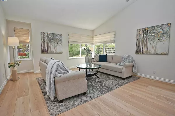 Pleasanton, CA 94566,3379 Arbor Dr