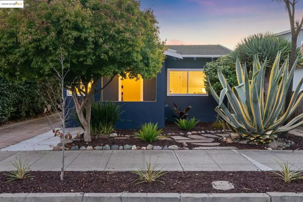 Berkeley, CA 94710,1642 10Th St