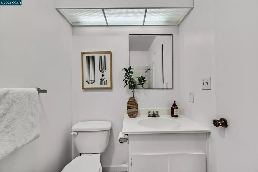 146 Ascot Ct #2, Moraga, CA 94556