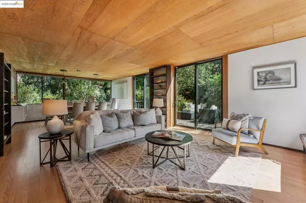 Berkeley, CA 94708,1540 SUMMIT ROAD