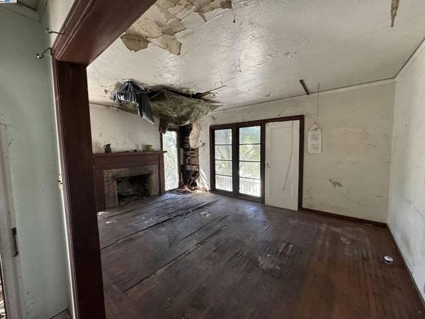 Oakland, CA 94618,350 51St St