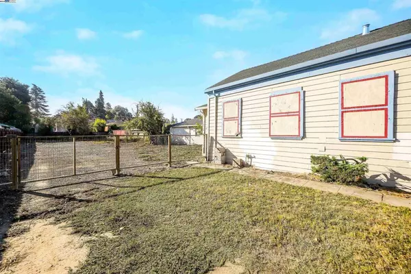 Hayward, CA 94541,1641 B St