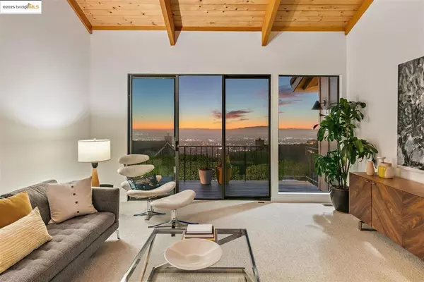 Oakland, CA 94618,23 Binnacle HL