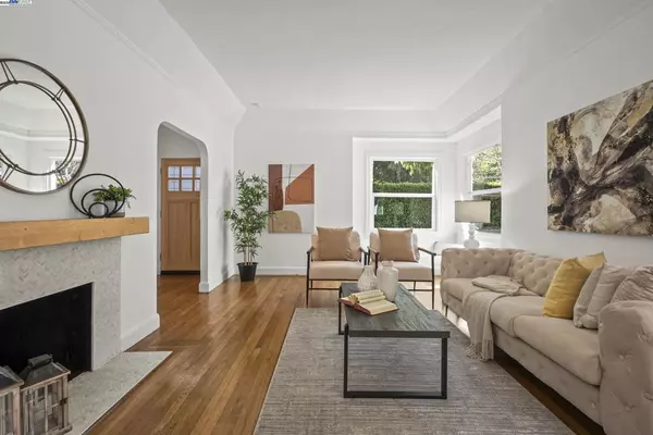 Alameda, CA 94501,1428 Paru St