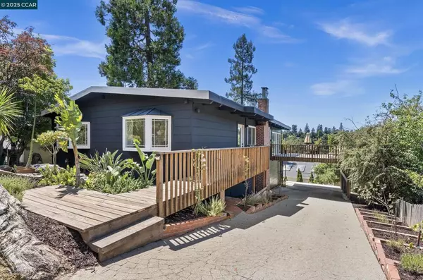 5915 Alhambra, Oakland, CA 94611-2227