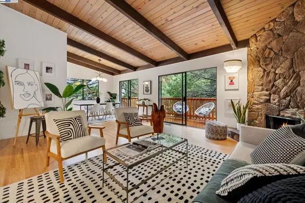 Oakland, CA 94611,6724 SOBRANTE ROAD