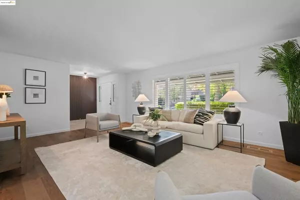 Oakland, CA 94605,7796 Surrey Ln