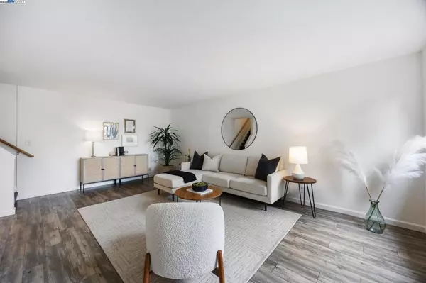 San Leandro, CA 94579,720 Fargo Ave #14