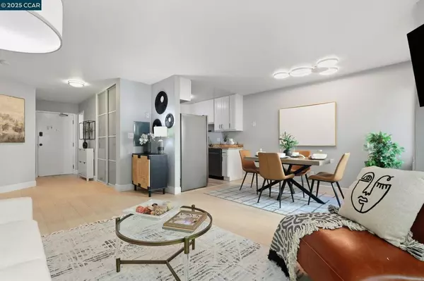 San Francisco, CA 94109,1700 Gough St #308