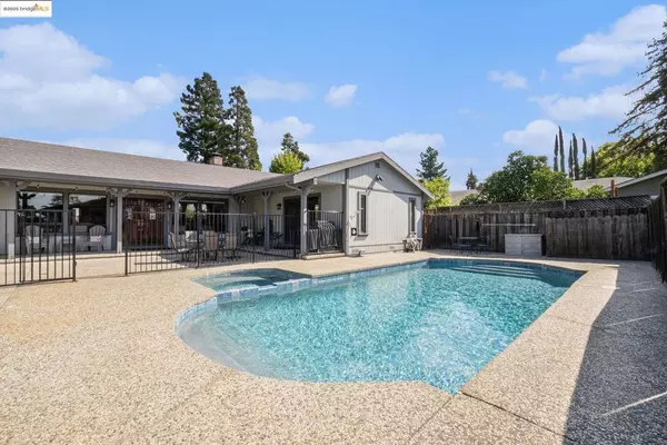 Concord, CA 94519,3622 Delancey Ln