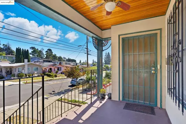 Oakland, CA 94601-1334,2795 25th Avenue