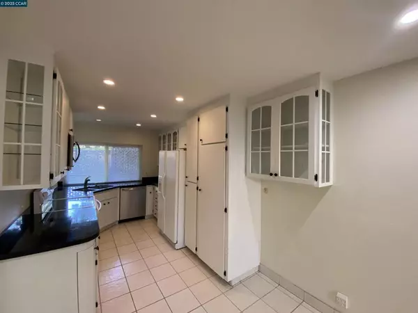 Walnut Creek, CA 94598,1557 Siskiyou Dr