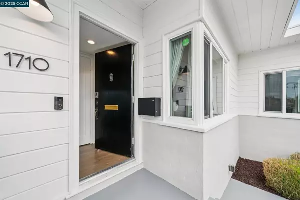 Oakland, CA 94606,1710 E 24Th St