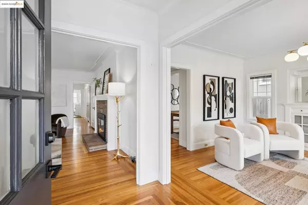 Oakland, CA 94619,2762 Maxwell Ave