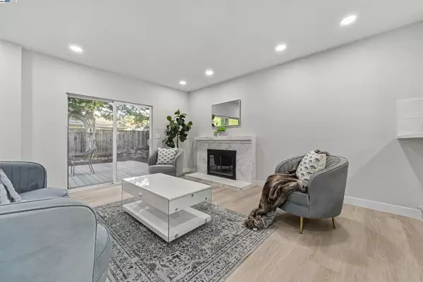 Fremont, CA 94555,3134 Warwick Rd