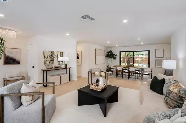 Walnut Creek, CA 94597,1425 Camino Verde