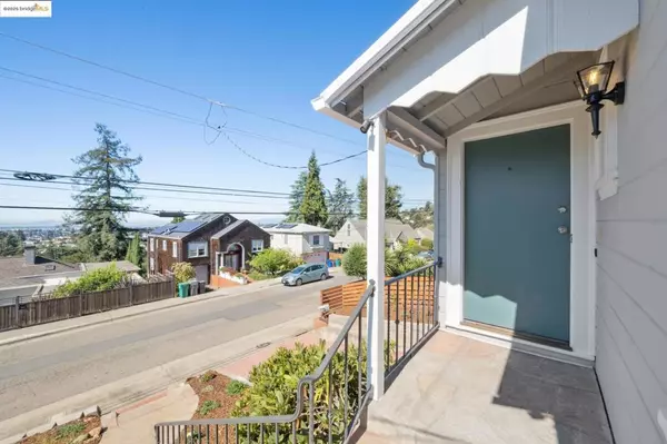 Oakland, CA 94619,4624 Davenport Avenue
