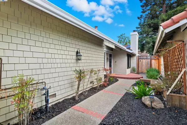 Dublin, CA 94568,7345 Castle Dr