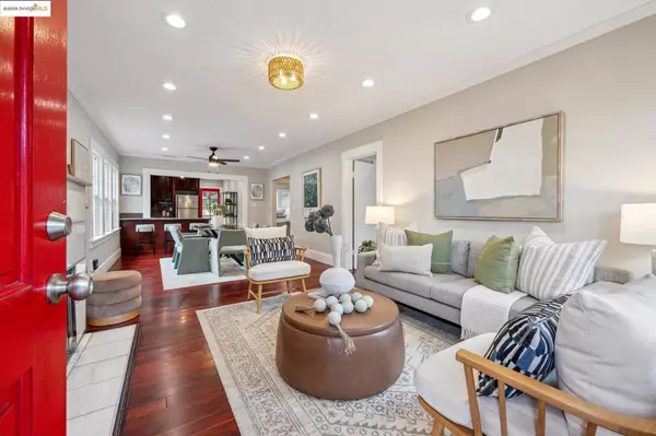 Oakland, CA 94602,3873 Coolidge Ave