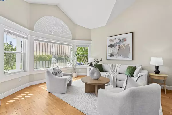 Pleasanton, CA 94566,462 Tioga Ct