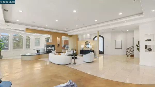 Walnut Creek, CA 94597,131 Montecito Crescent