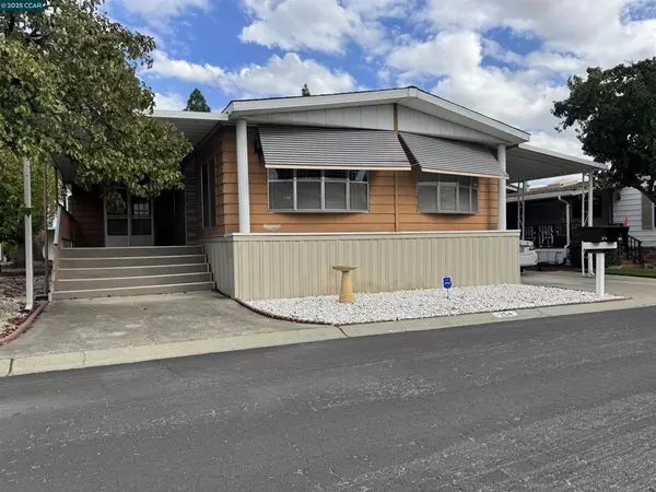 Pittsburg, CA 94565,254 oahu drive