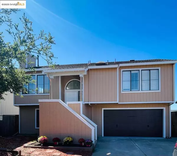23049 Lakeridge Ave, Hayward, CA 94541