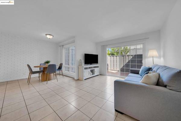 Concord, CA 94521-3842,1140 Kenwal Road #C