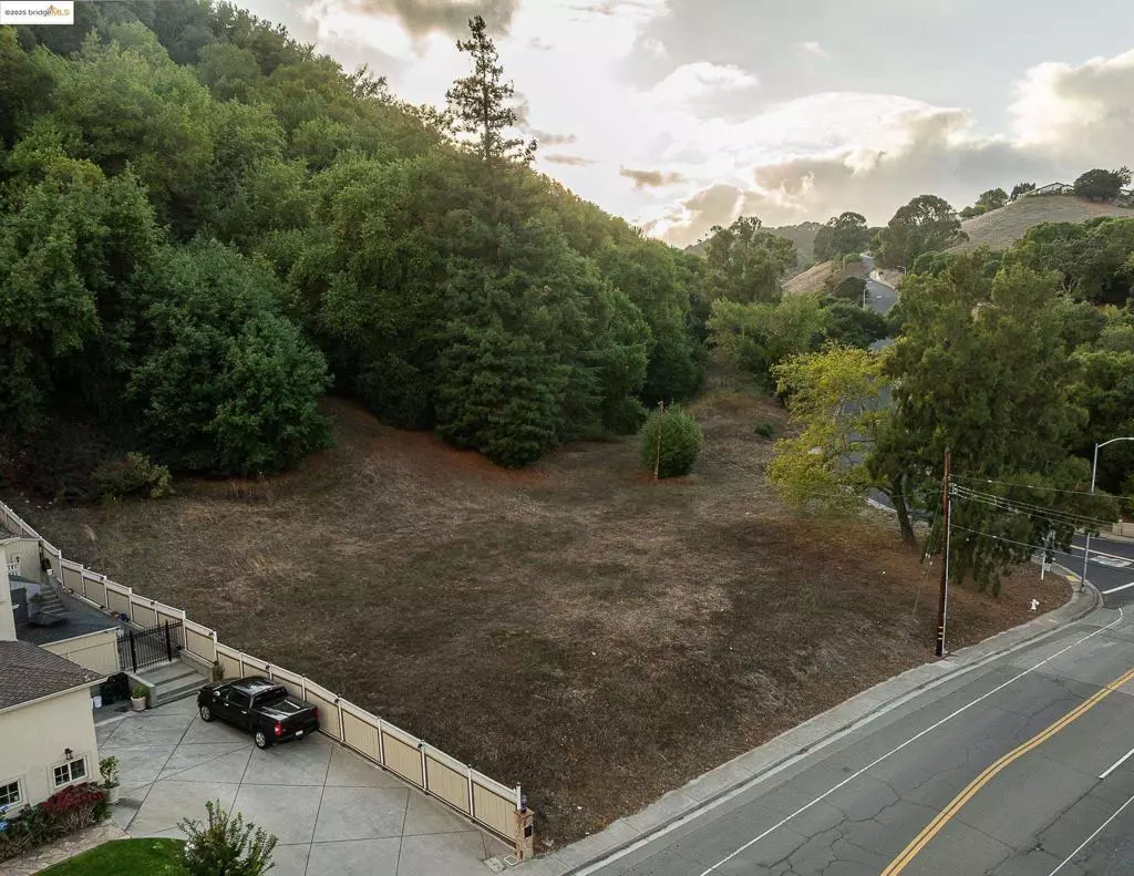 Pinole, CA 94564,3300 Pinole Valley Rd