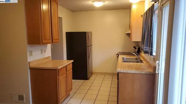 Fremont, CA 94536,38030 Dundee Cmn