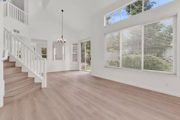 Pleasanton, CA 94588,4380 Diavila Ave