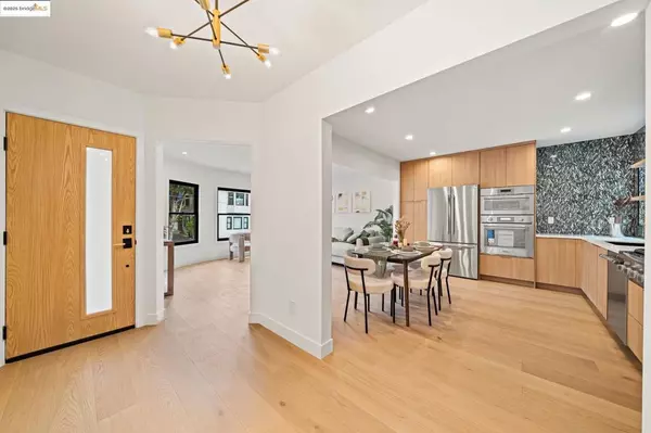 San Francisco, CA 94117,1945 Fulton St