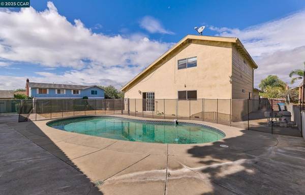 Vallejo, CA 94589,102 Dartmouth Ave