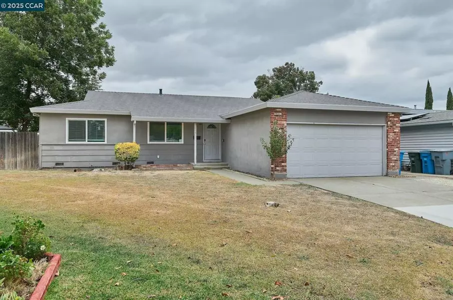 224 Coronado Ct, Vacaville, CA 95687