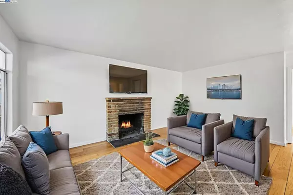 Hayward, CA 94541,1923 E St