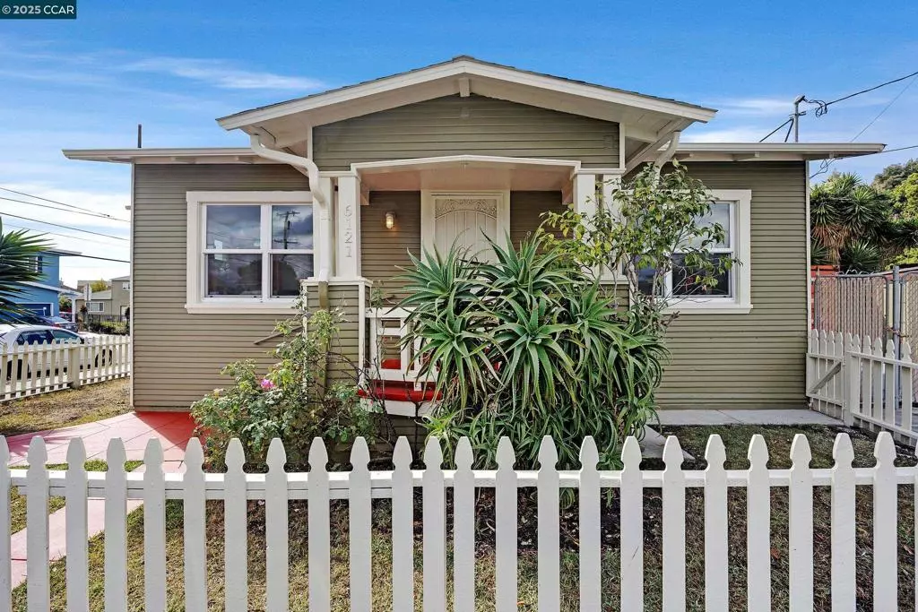 Oakland, CA 94621,6121 Holway St